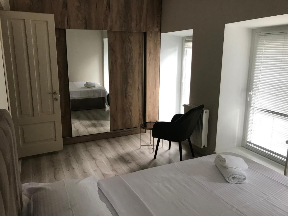 D And D Hotel Tbiliszi Kültér fotó